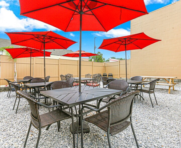 More Photos Of 1502 Elysian Fields Ave, New Orleans Hotel For Sale
