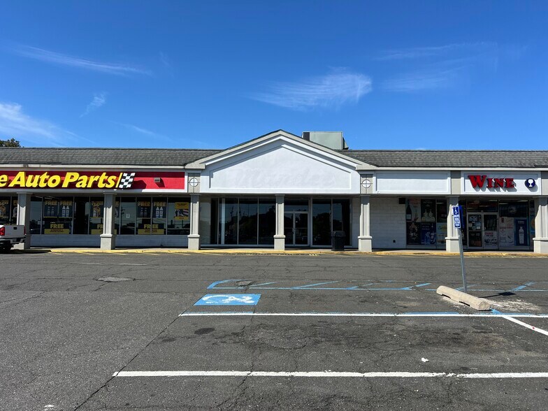 More Photos Of 45 S Route 9W, West Haverstraw Unknown For Lease