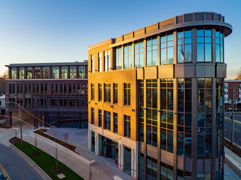 More Photos Of 1942 E 7th St, Charlotte Office For Lease