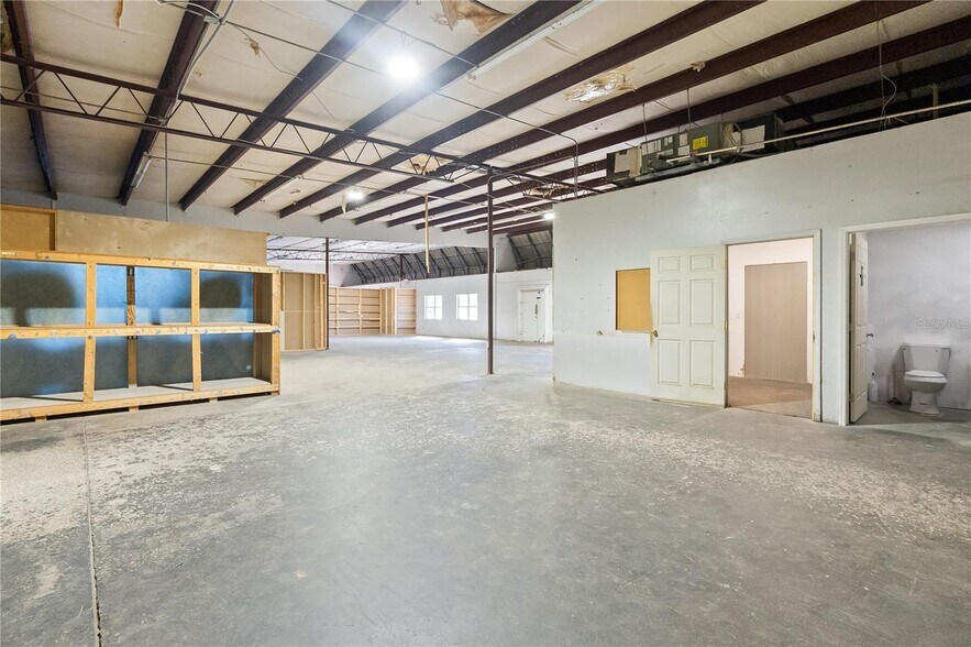 More Photos Of 904 Jan Mar Ct, Minneola Industrial For Sale