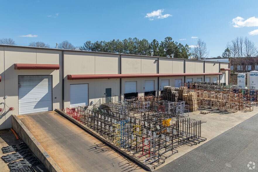 More Photos Of 5405 Rafe Banks Dr, Oakwood Warehouse For Lease