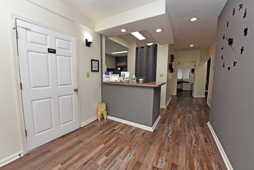 More Photos Of 10 Deer Crossing Trl, Blairsville Office For Lease