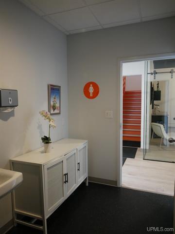 More Photos Of 608 Shelden Ave, Houghton Loft Creative Space For Sale