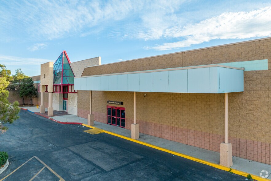 More Photos Of 14420 Bear Valley Rd, Victorville Bowling Alley For Lease