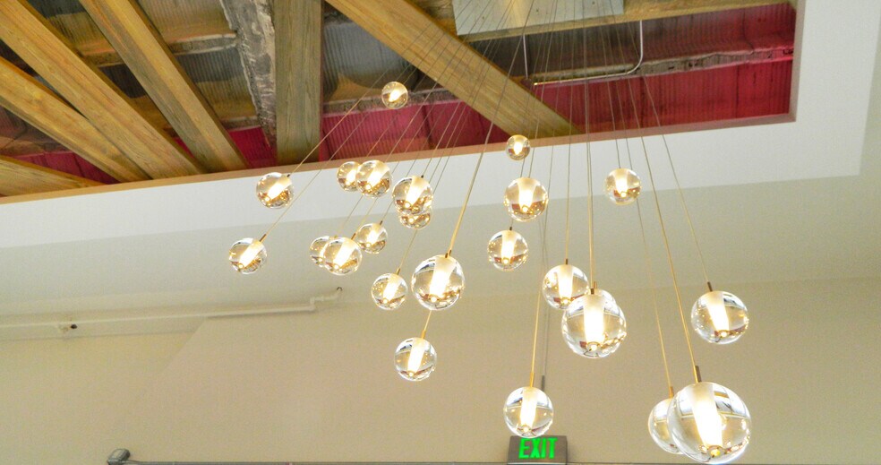 More Photos Of 30-34 N 3rd St, Yakima Office For Lease