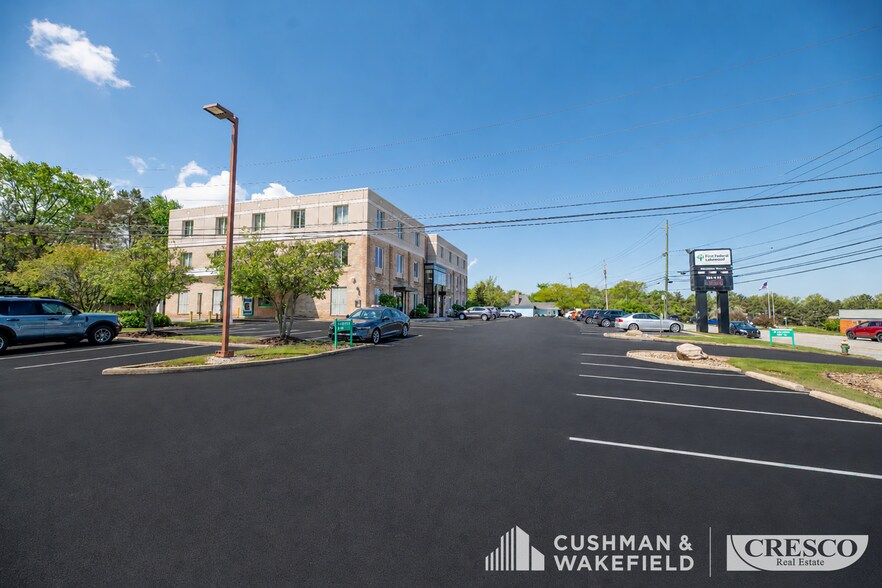 More Photos Of 24441-24481 Detroit Rd, Westlake Office For Lease