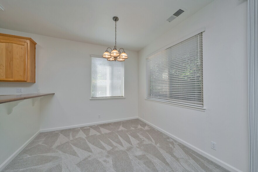More Photos Of 3155 Navion Ct, Cameron Park Apartments For Sale