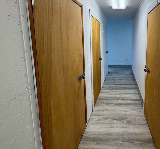 More Photos Of 1785 Ocean Blvd NW, Coos Bay Self Storage For Sale