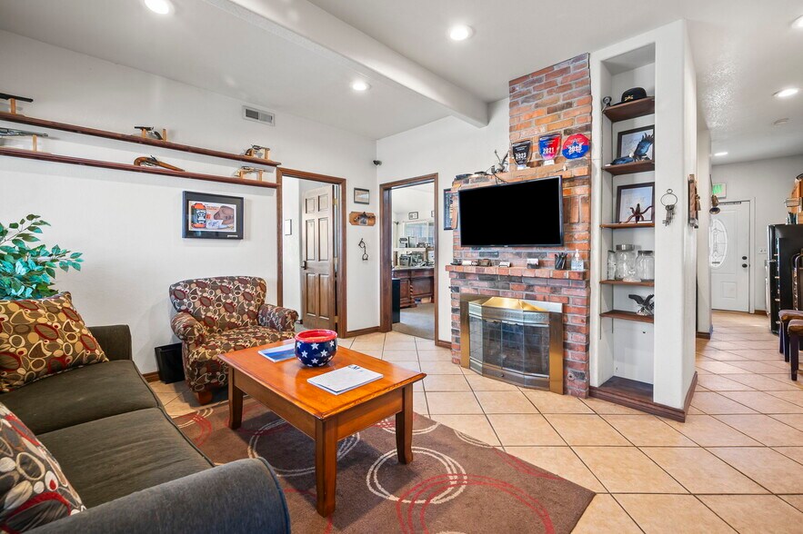 More Photos Of 802 S Nevada Ave, Colorado Springs Office Residential For Sale