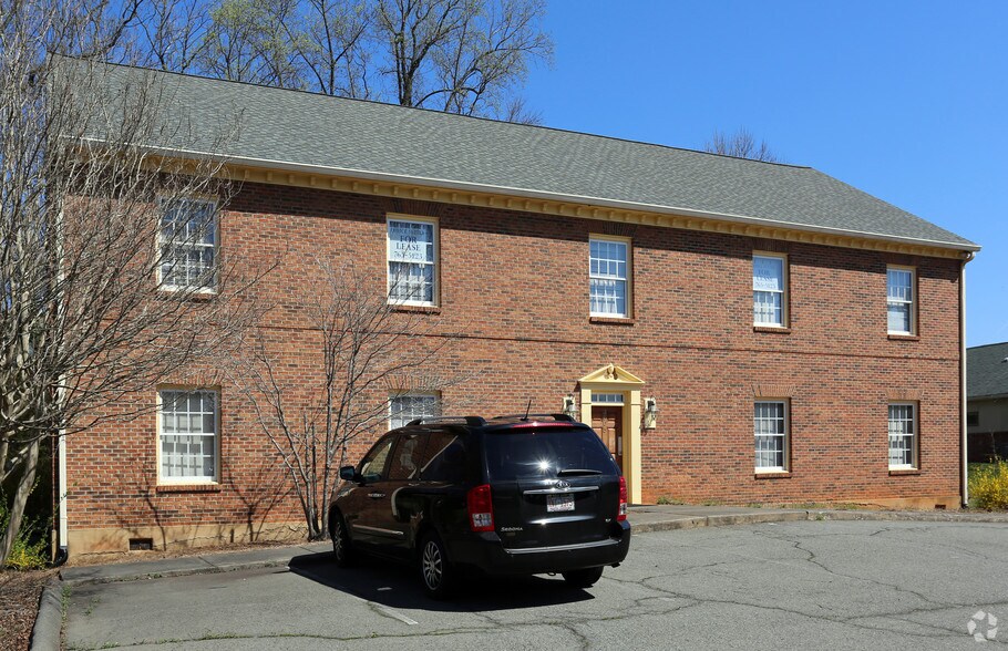 More Photos Of 3805 Forrestgate Dr, Winston-Salem Office For Sale