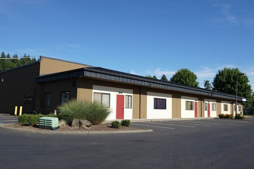 More Photos Of 8602-8612 S 222nd St, Kent Unknown For Lease