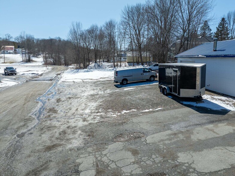 More Photos Of 484 North St, Calais General Retail For Sale