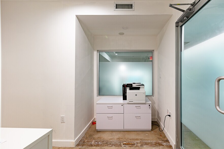 More Photos Of 350 S Miami Ave, Miami Apartments For Sale