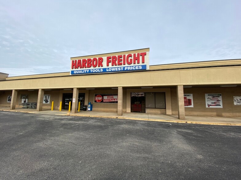 More Photos Of 299 Commerce Ave, Lagrange Unknown For Lease