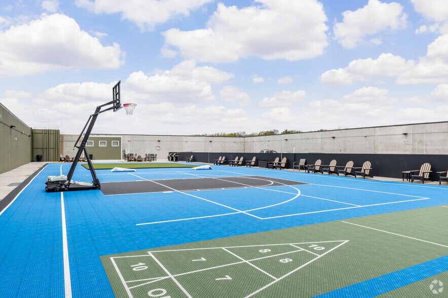 More Photos Of 2515 Gaston Rd, Cottage Grove Apartments For Lease