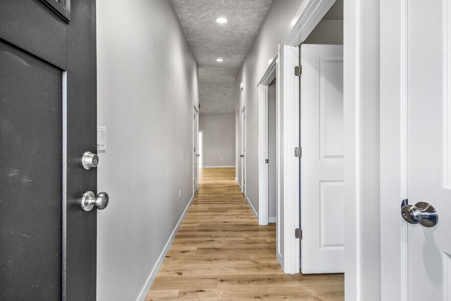 More Photos Of 3631 Green River Rd, Sweet Home Multifamily For Sale