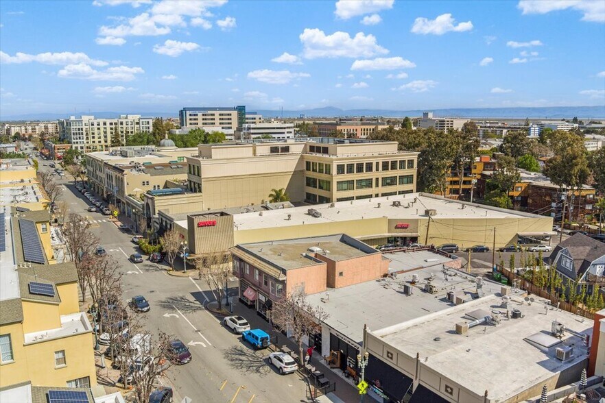 More Photos Of 903 Main St, Redwood City Storefront Retail Office For Sale