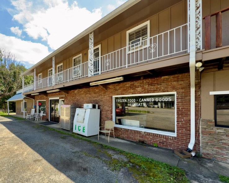 More Photos Of 21915 AL Philpott Hwy, Spencer Service Station For Sale