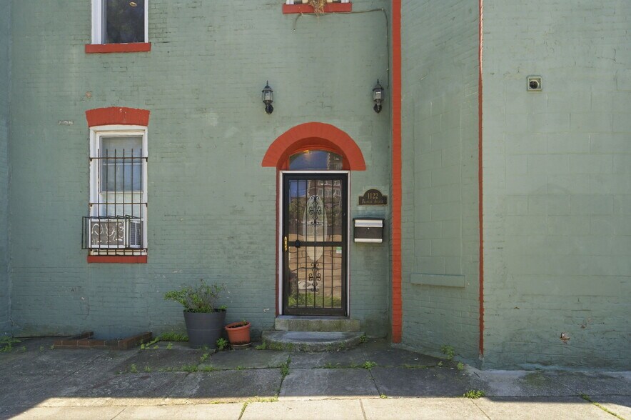 More Photos Of 2263 12th St NW, Washington Storefront Retail Residential For Sale