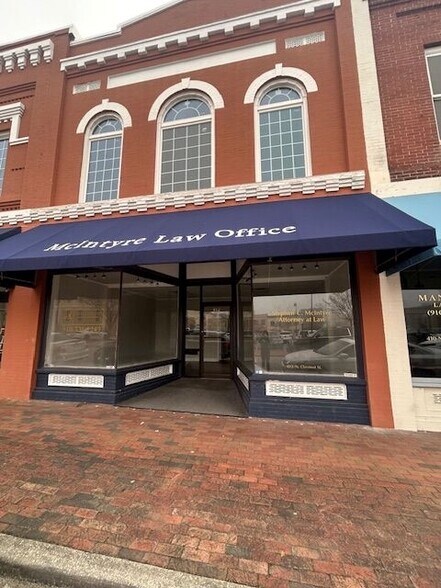 Primary Photo Of 412 N Chestnut St, Lumberton Storefront Retail Office For Lease