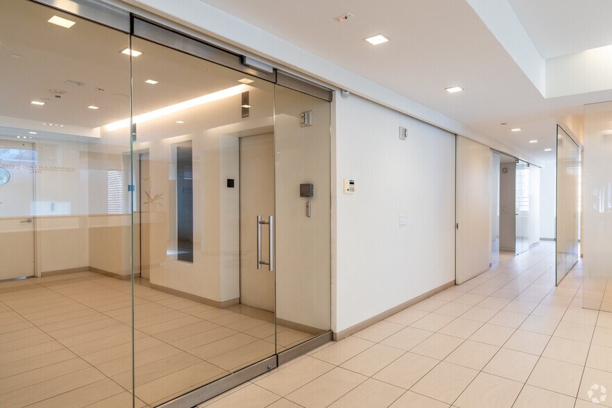 More Photos Of 1441 Broadway, New York Office For Lease