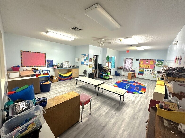 More Photos Of 794 King George Blvd, Savannah Schools For Lease