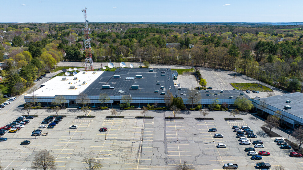 Primary Photo Of 75 Northport Dr, Portland Office For Lease