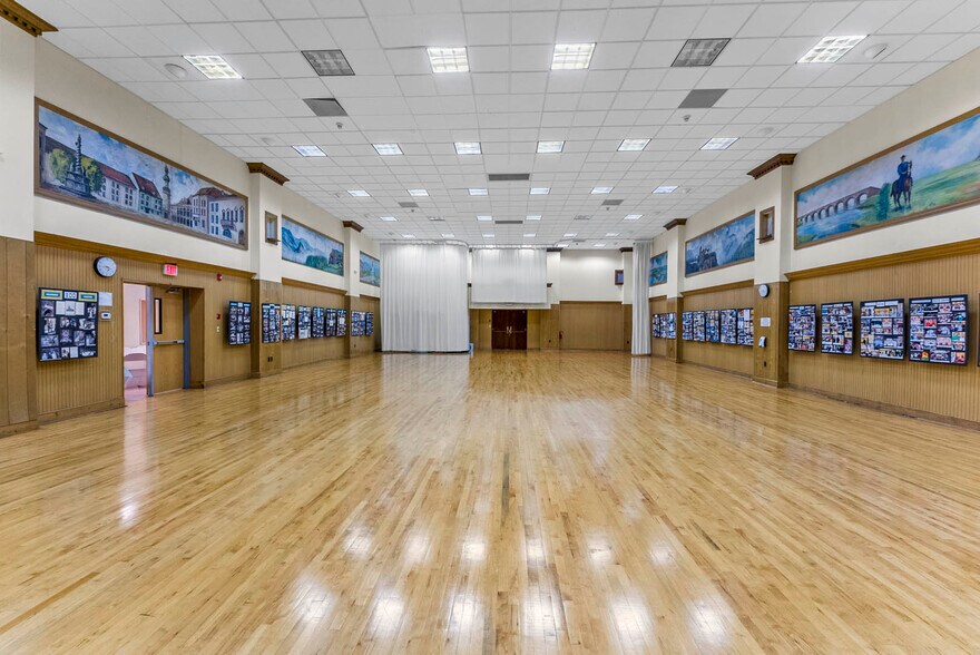 More Photos Of 211-221 3rd St, Passaic Schools For Lease