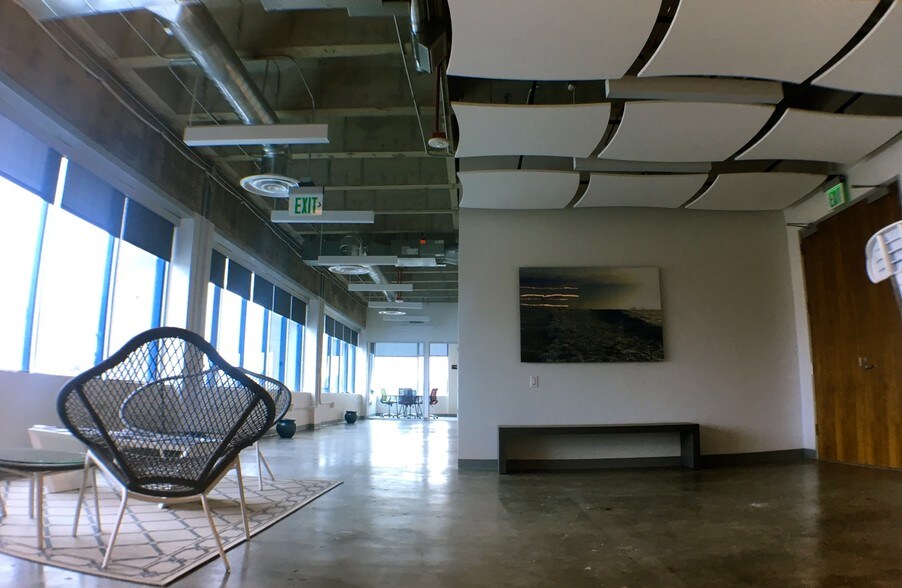 More Photos Of 13274 Fiji Way, Marina Del Rey Office Residential For Lease