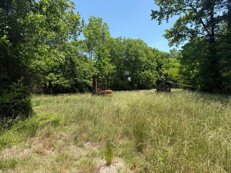 More Photos Of 3301 US Highway 17 S, Chocowinity Land For Sale