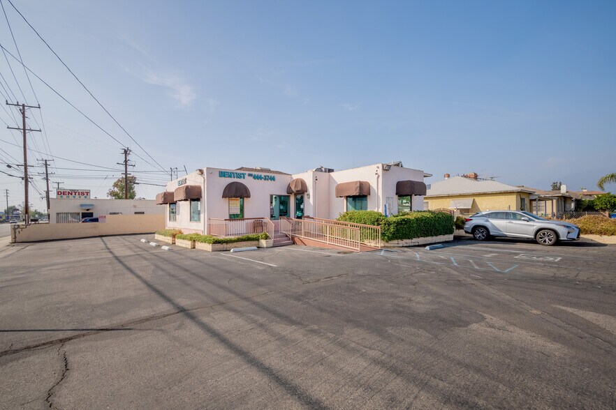 More Photos Of 10455 Lower Azusa Rd, Temple City Medical For Sale