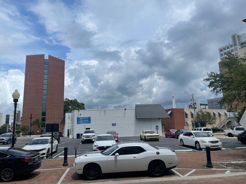 More Photos Of 1100 N Florida Ave, Tampa Office For Lease