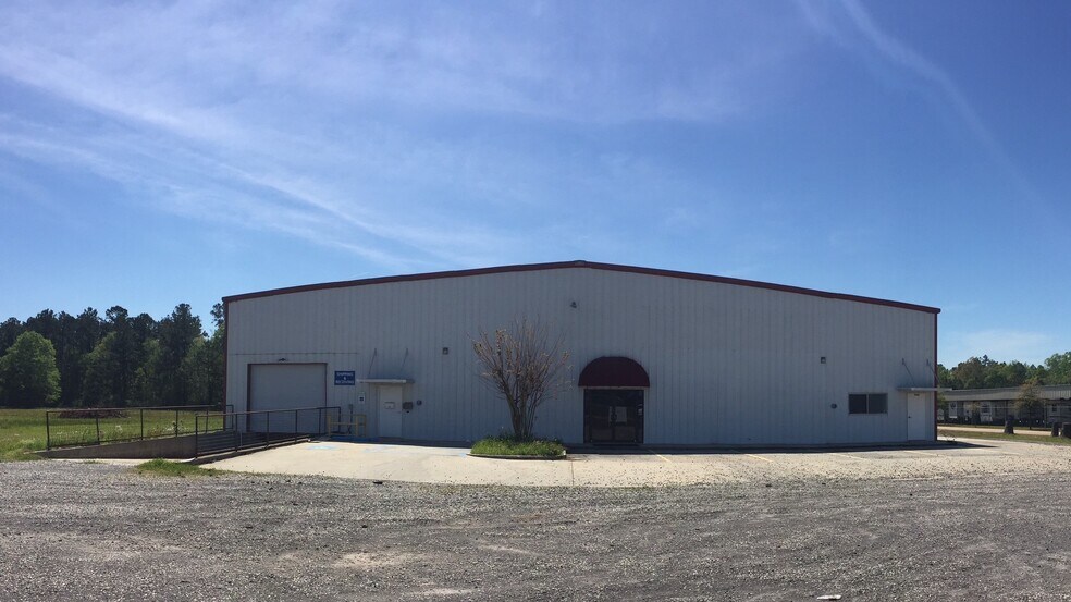 Primary Photo Of 19146 Highway 190 E, Hammond Warehouse For Lease