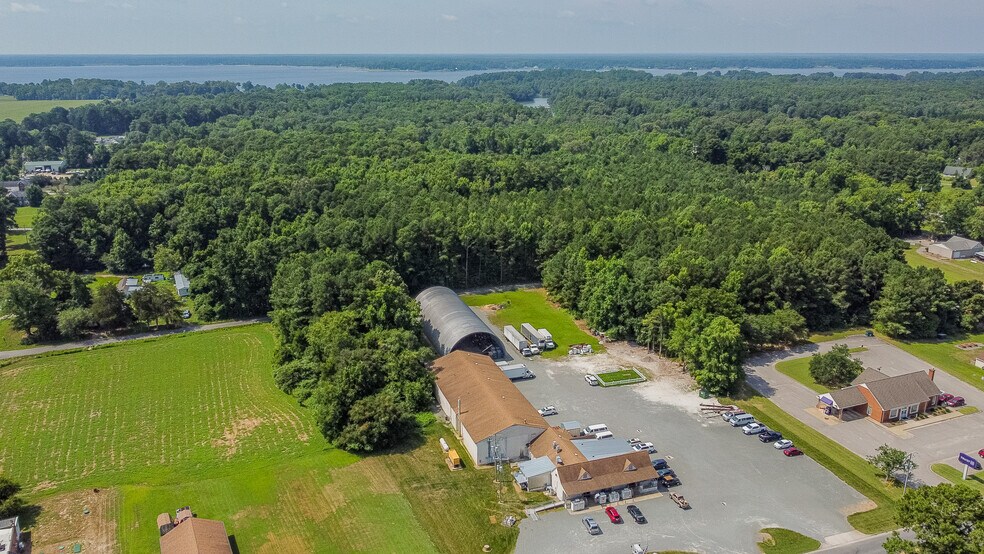 More Photos Of 16552 General Puller Hwy, Deltaville Specialty For Sale