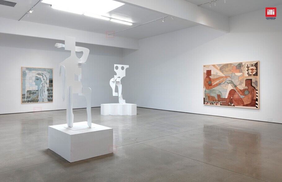 More Photos Of 844 N La Brea Ave, Los Angeles Freestanding For Lease