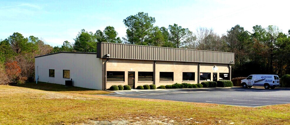 More Photos Of 7120 Broad River Rd, Irmo Light Distribution For Lease