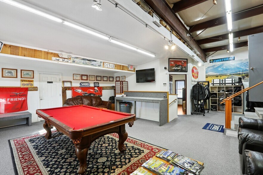 More Photos Of 44 Grassy Plain St, Bethel Storefront For Sale