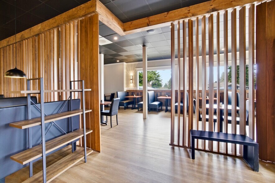 More Photos Of 4405-4435 Liberty Rd S, Salem Restaurant For Lease