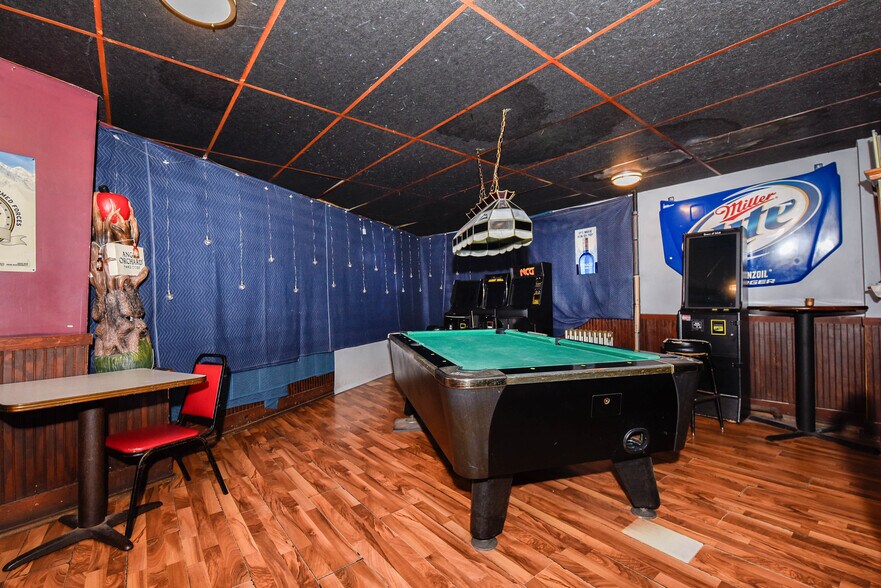 More Photos Of 501 Chestnut St, Dunmore Storefront Retail Residential For Sale