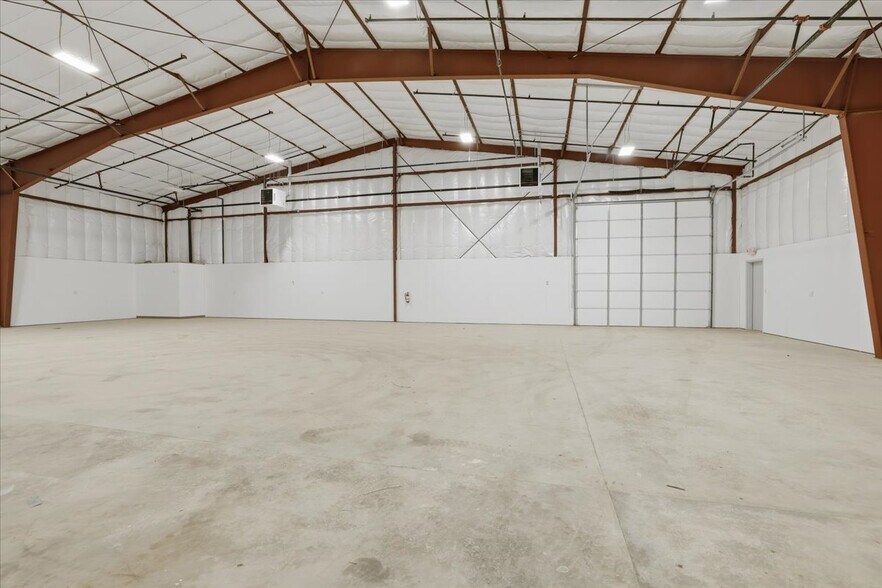 More Photos Of 505 Ez St, Prescott Warehouse For Sale