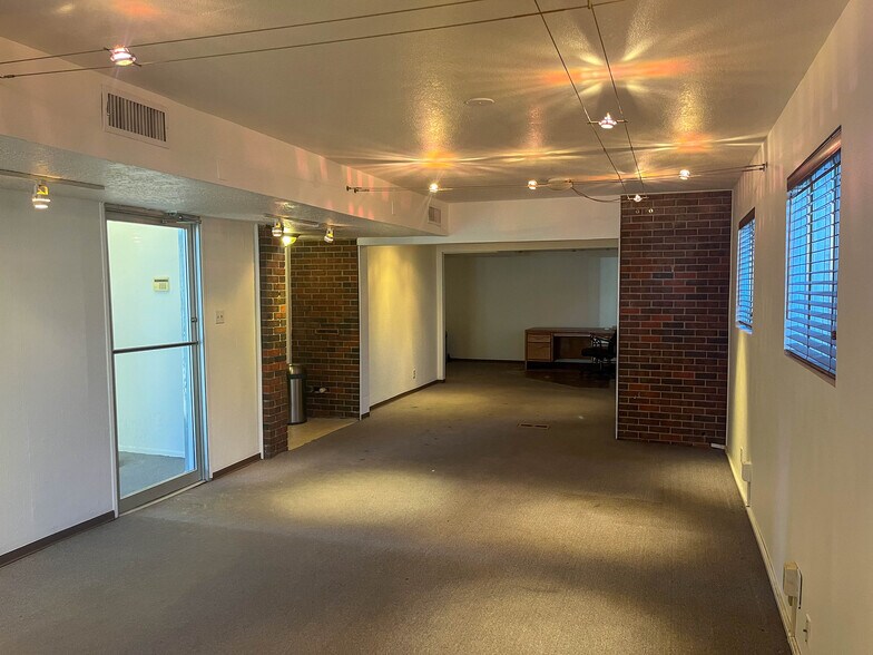 More Photos Of 9609 Comanche Rd NE, Albuquerque Office For Sale