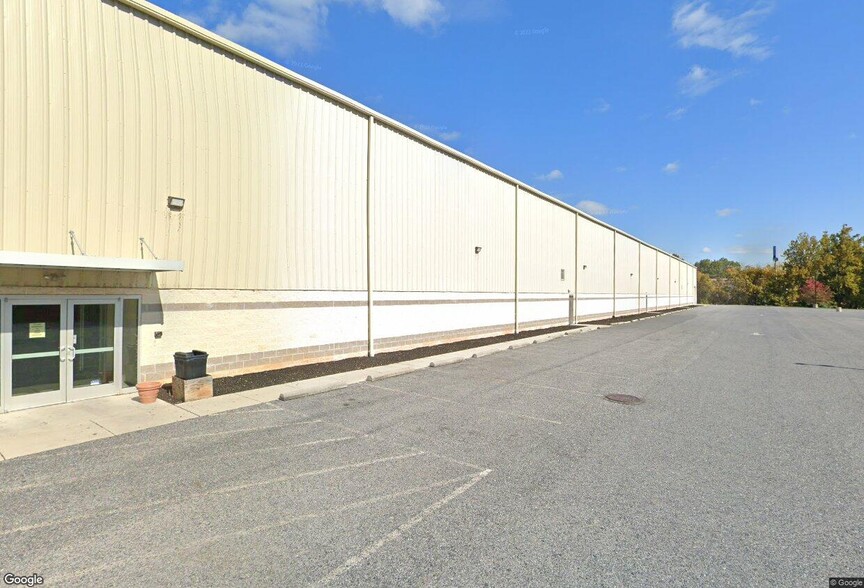 Primary Photo Of 700 Shawnee Ct, New Cumberland Warehouse For Sale