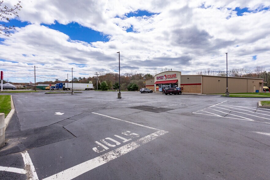 More Photos Of 846 N Main St, Brockton Unknown For Lease