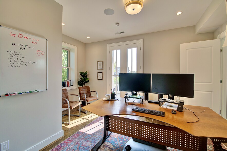 More Photos Of 33 N Fort Thomas Ave, Fort Thomas Office For Sale