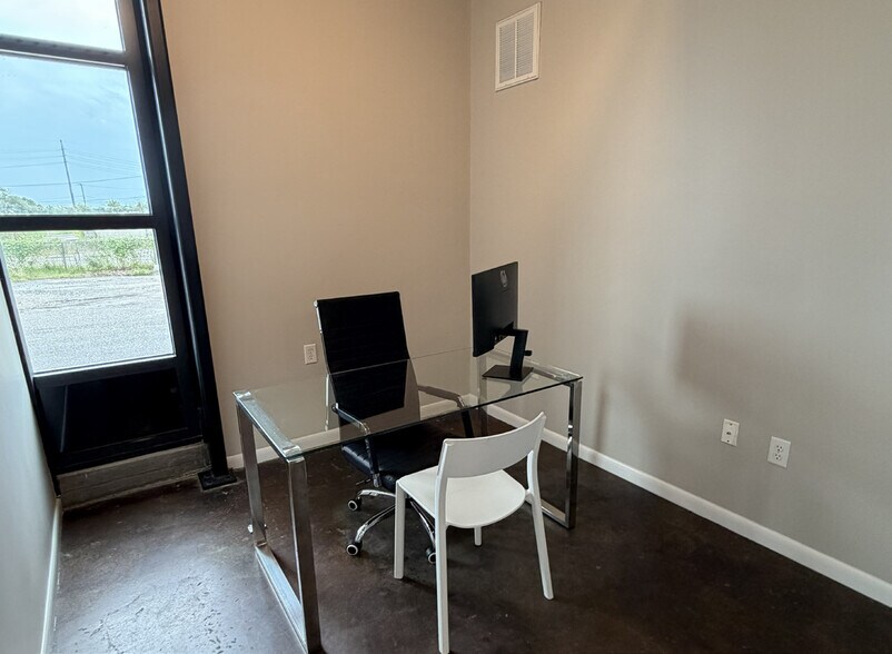 More Photos Of 1 Cool Blow St, Charleston Apartments For Lease