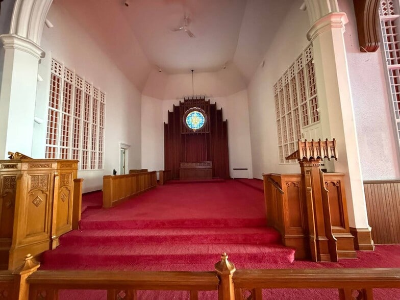 More Photos Of 17 Fremont St, Gloversville Religious Facility For Sale
