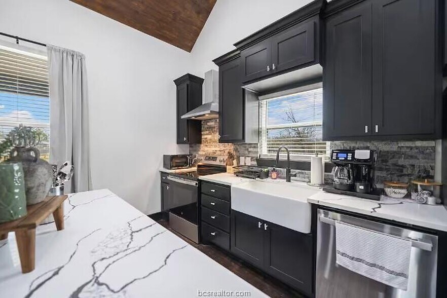 More Photos Of 310 Sweet Gum Ln, Somerville Specialty For Sale