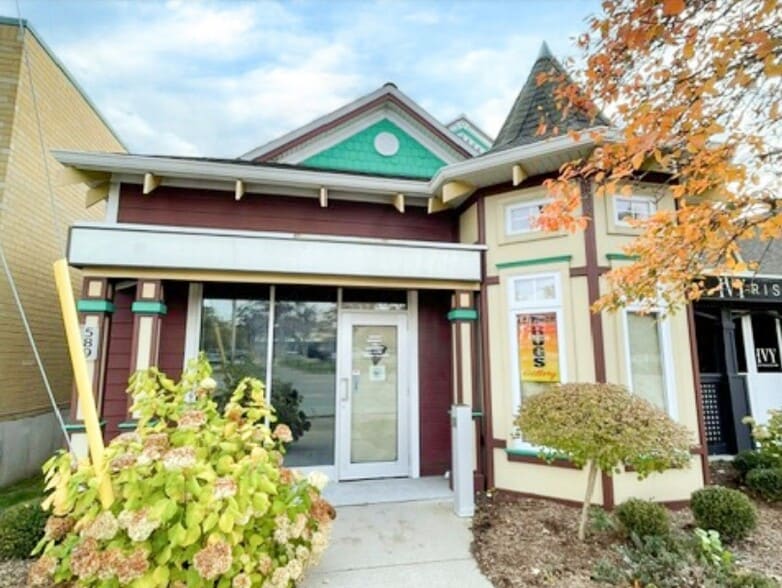 Primary Photo Of 583-589 Oxford St E, London General Retail For Lease