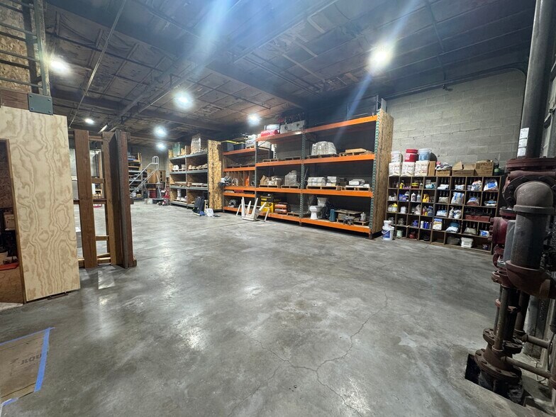 More Photos Of 122 S Union St, Stockton Service For Lease