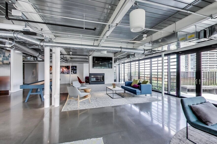 More Photos Of 603 Munger Ave, Dallas Office For Lease